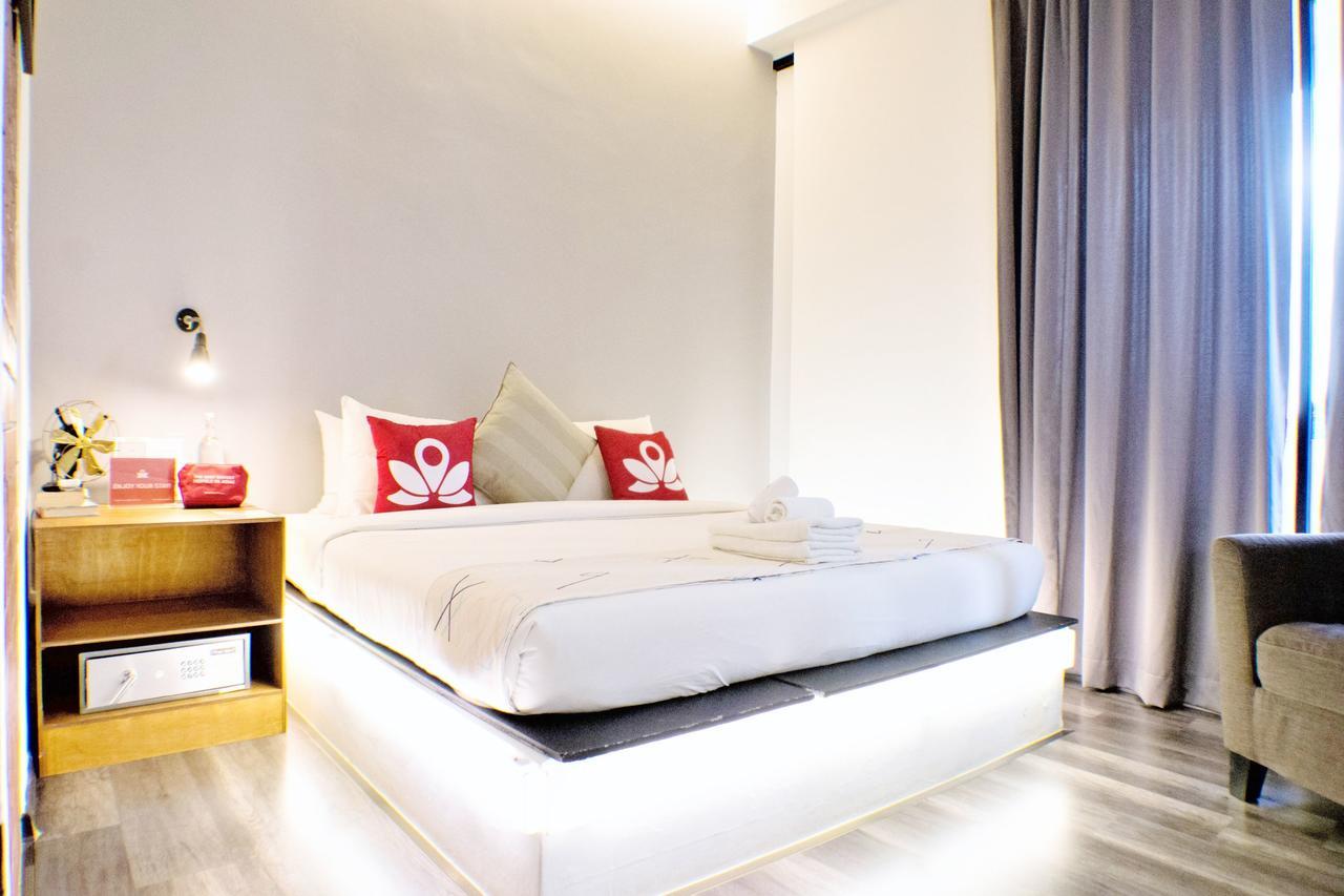 Zen Rooms Eden Parade Tandzsung Bungah Kültér fotó